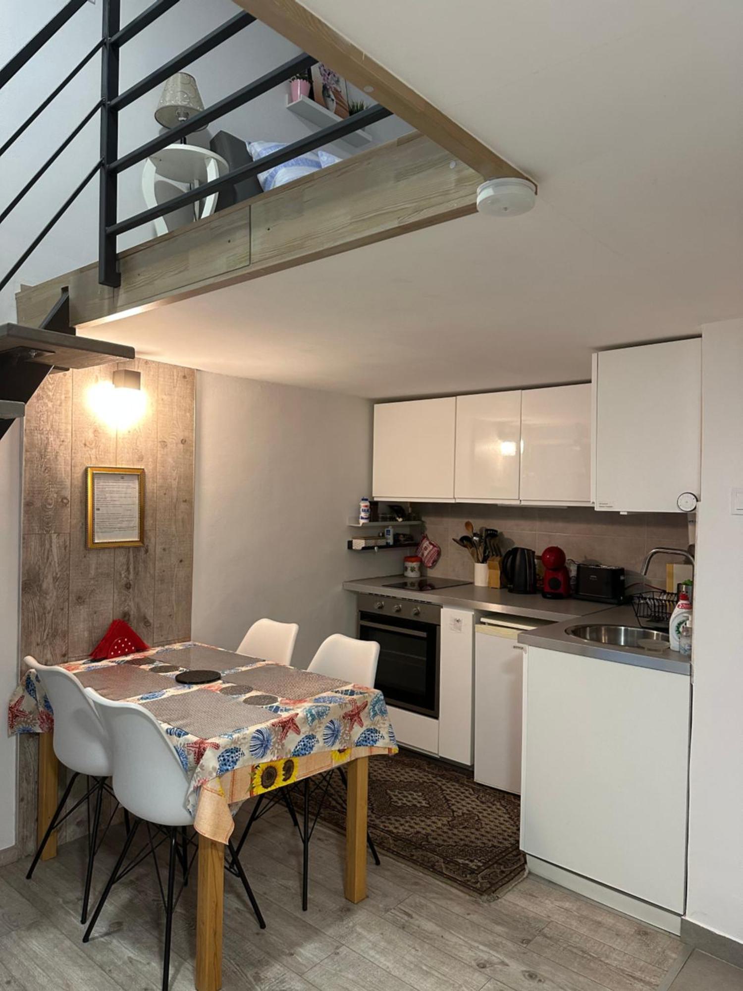 Apartment Lovely *